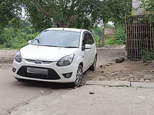 Second Hand Ford Figo Duratorq Diesel ZXI 1.4 in Lakhimpur Kheri