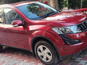 Second Hand Mahindra XUV500 W6 in Noida