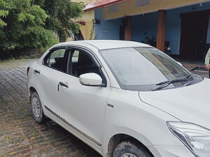 Second Hand Maruti Suzuki DZire VDi in Deoria