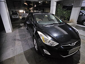 Second Hand Hyundai Elantra 1.6 SX AT in Vadodara