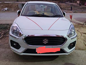 Second Hand Maruti Suzuki DZire VXi in Gwalior