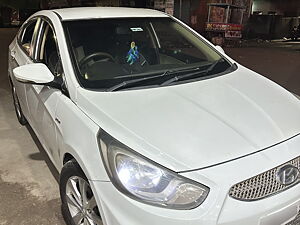 Second Hand Hyundai Verna Fluidic 1.6 VTVT SX in Solapur