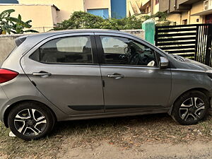 Second Hand Tata Tiago Revotron XZ Plus Dual Tone [2018-2019] in Chennai