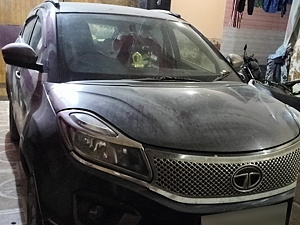 Second Hand Tata Nexon XZ Diesel in Kanpur Nagar