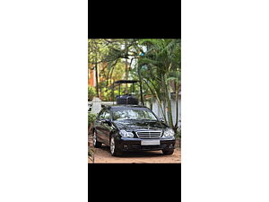 Second Hand Mercedes-Benz C-Class 200 K AT in Goa