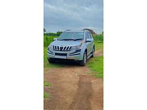 Second Hand Mahindra XUV500 W6 in Sangli