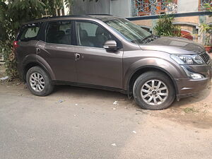 Second Hand Mahindra XUV500 W10 in Bangalore