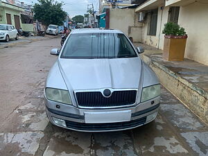 Second Hand Skoda Laura L&K 1.9 PD AT in Hyderabad