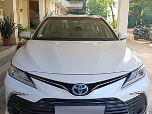 Second Hand Toyota Camry Hybrid in Madurai