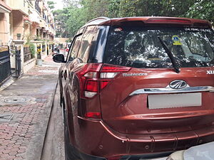 Second Hand Mahindra XUV500 W11 AT in Hyderabad