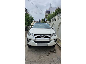 Second Hand Toyota Fortuner 2.8 4x2 MT [2016-2020] in Kanpur Nagar