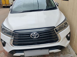 Second Hand Toyota Innova Crysta ZX 2.4 7 STR in Bangalore