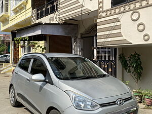 Second Hand Hyundai Grand i10 Sportz 1.1 CRDi [2013-2016] in Mandasur