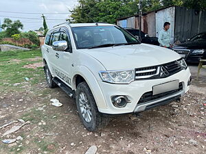 Second Hand Mitsubishi Pajero 2.5 AT in Bareilly