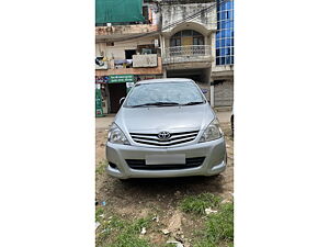 Second Hand Toyota Innova 2.5 GX 7 STR in Gwalior