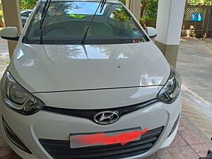 Second Hand Hyundai i20 Magna (O) 1.4 CRDI in Pune