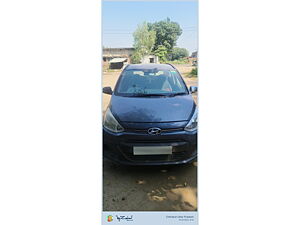 Second Hand Hyundai Grand i10 Sportz 1.1 CRDi [2013-2016] in Chitrakoot