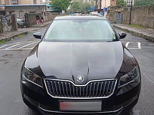 Second Hand Skoda Superb Style TSI AT in Mumbai