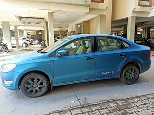 Second Hand Skoda Rapid Prestige Ambition 1.6 TDI CR MT Plus in Vadodara