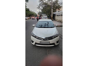 Second Hand Toyota Corolla Altis G AT Petrol in Delhi