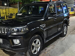 Second Hand Mahindra Scorpio S9 in Basti