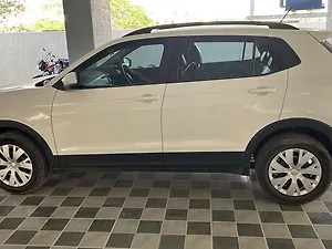 Second Hand फ़ॉक्सवैगन टाइगुन कम्फ़र्टलाइन 1.0 टीएसआई एमटी in औरंगाबाद