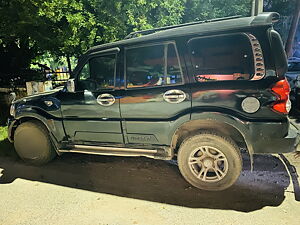 Second Hand Mahindra Scorpio VLX 2WD AT BS-IV in Lucknow