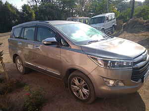 Second Hand टोयोटा इनोवा क्रिस्टा 2.4 zx 7 str [2016-2020] in पुणे