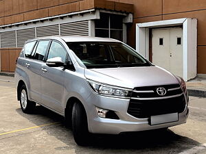 Second Hand Toyota Innova Crysta 2.4 GX 7 STR [2016-2020] in Bangalore