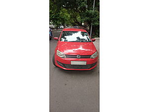 Second Hand Volkswagen Polo Highline1.2L (P) in Gurgaon