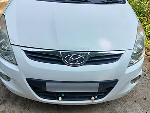 Second Hand Hyundai i20 Asta 1.2 with AVN in Warangal