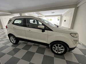 Second Hand फ़ोर्ड ईकोस्पोर्ट टाइटेनियम 1.5l tdci in रेवरी