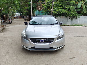 Second Hand Volvo V40 D3 Kinetic in Hyderabad