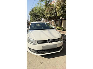 Second Hand Volkswagen Polo Highline 1.6L (P) in Meerut