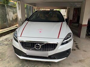 Second Hand Volvo V40 Cross Country D3 Inscription in Patna