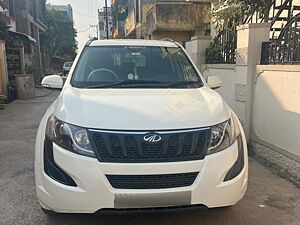 Second Hand Mahindra XUV500 W10 in Latur