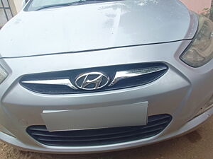 Second Hand Hyundai Verna Fluidic 1.6 CRDi SX Opt AT in Ahmedabad