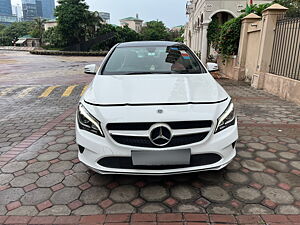 Second Hand Mercedes-Benz W110 Petrol in Noida