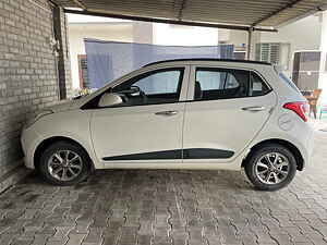 Second Hand हुंडई ग्रैंड i10  एस्टा 1.1 crdi (o) [2013-2017] in कर्नल