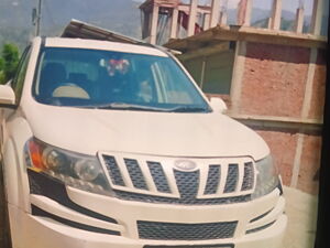 Second Hand Mahindra XUV500 W8 in Rohru