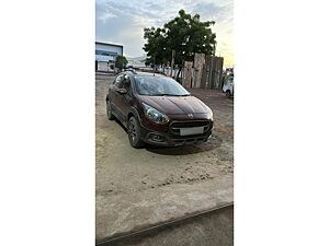 Second Hand Fiat Avventura Active Multijet 1.3 in Bhuj