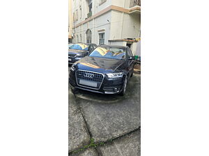 Second Hand Audi Q3 35 TDI Premium + Sunroof in Kolkata