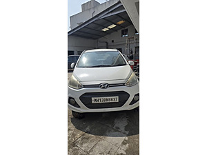 Second Hand Hyundai Grand i10 Sportz 1.1 CRDi [2013-2016] in Solapur