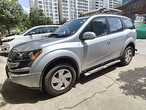 Second Hand Mahindra XUV500 W6 in Mumbai