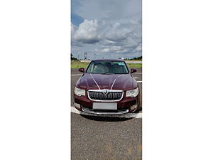 Second Hand Skoda Superb Elegance 1.8 TSI AT in Nanded