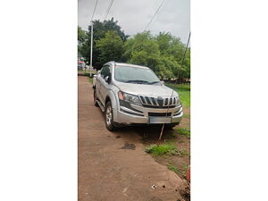 Second Hand Mahindra XUV500 W8 in Korba