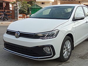 Second Hand Volkswagen Virtus Highline 1.0 TSI AT [2023-2024] in Hoshiarpur