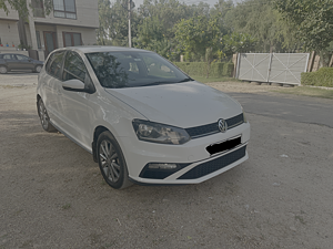 Second Hand Volkswagen Polo Highline Plus 1.0L TSI AT in Jodhpur