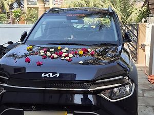 Second Hand Kia Carens Prestige 1.4 Petrol MT 7 STR in Solapur