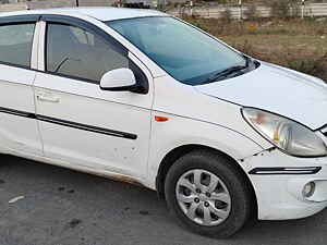 Second Hand हुंडई i20 मैग्ना 1.4 crdi in सूरत